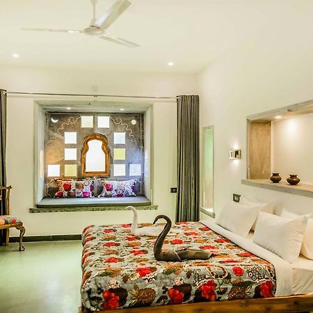 The Neem Tree Bed & Breakfast Udaipur Exterior photo